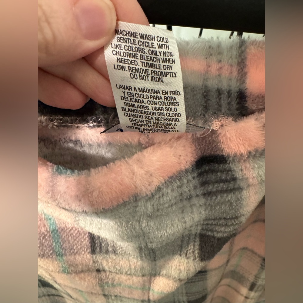 Joe Boxer Soft Fleece Will wake up for presents Pink Gray Plaid 1X 1XL Women PJs - Picture 9 of 11